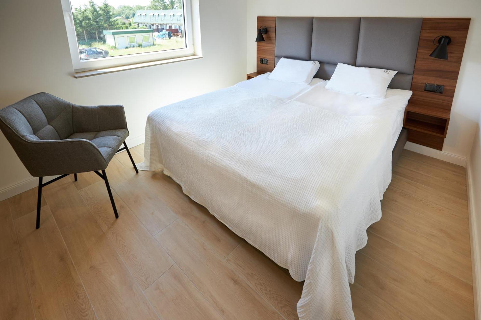 Apartamenty 7 Debow Pleśna Eksteriør billede